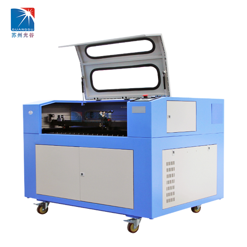 激光雕刻機
